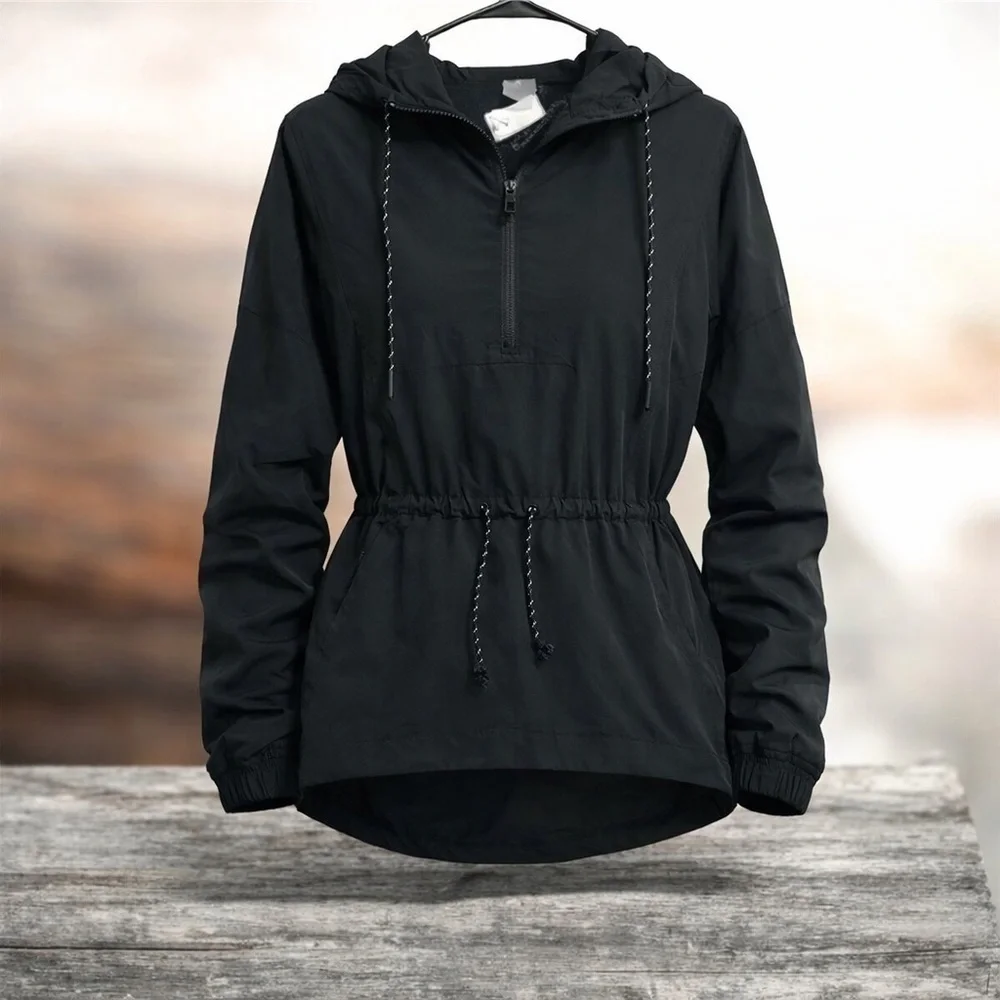 CALIA BY CARRIE UNDERWOOD- Black Wind Breaker w/Hood & Adj Drawcord. Size L